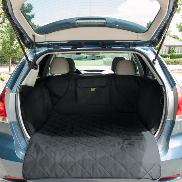 Cargo Cover  Extended SUV Pet Cargo Liner with Quilted Top – Marketfleet  Inc.