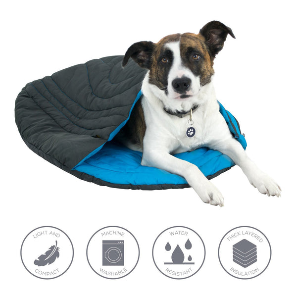 Sleeping bag with dog and feature bubbles
