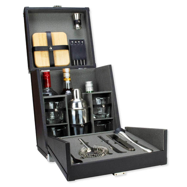 https://www.marketfleet.com/cdn/shop/products/TravelCocktailSet4_600x.jpg?v=1576610076